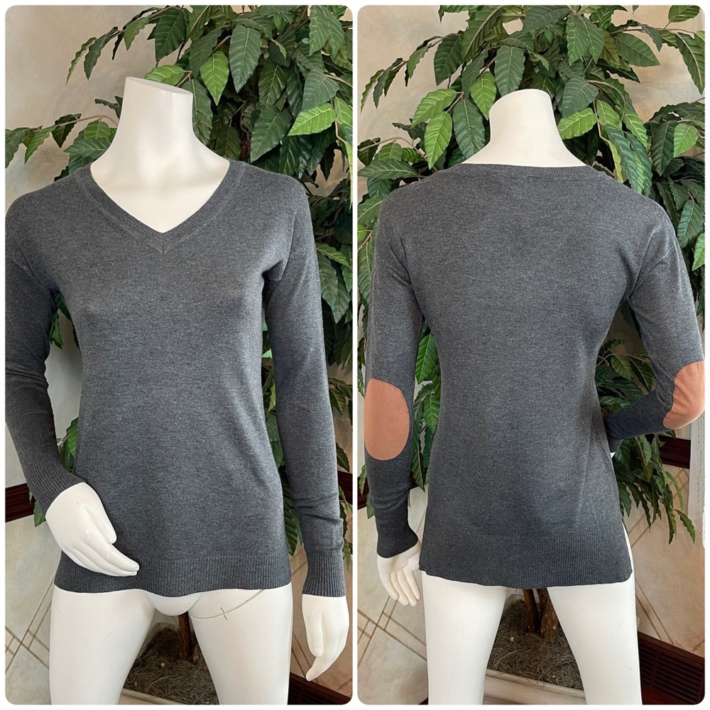 THE LIMITED ELBOW PATCH GRAY SWEATER